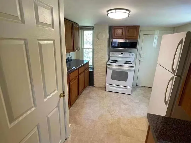553 Smithfield Rd #2 — Photo 2