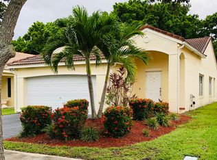 555 Talavera Rd, Weston, FL 33326