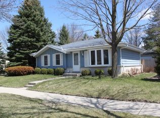 8392 N Celina St, Milwaukee, WI 53224