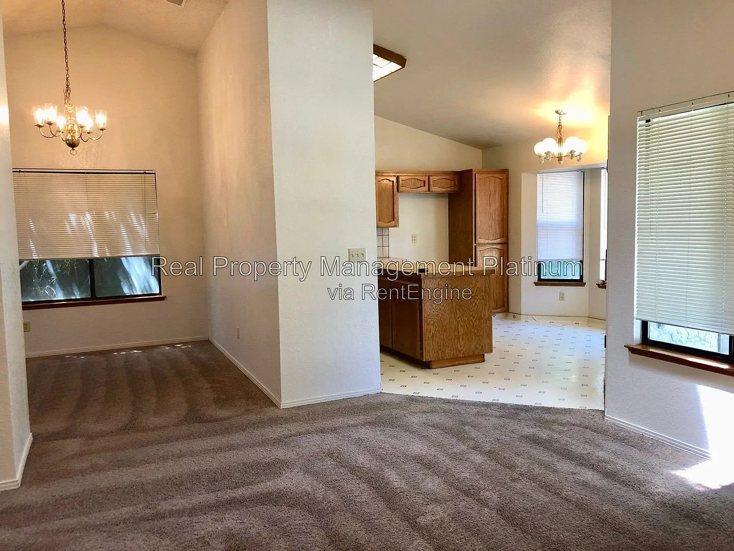 3 bed, 2.0 bath, 1649 sqft, $2,295 — Photo 3