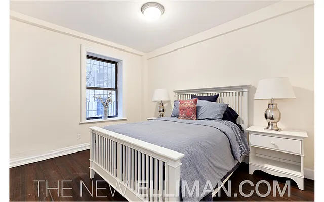 Sold by Douglas Elliman | media 4