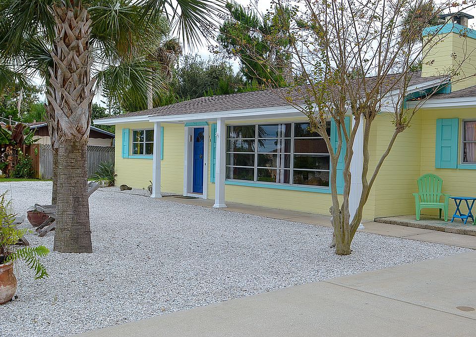 1st image of 128 Parkwood Ln
