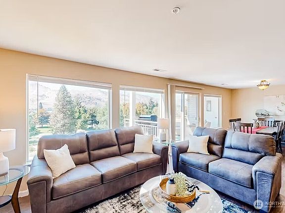 3rd image of 808 W Manson Rd #B203