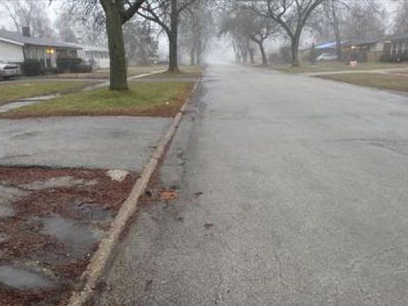 5th image of 16353 Plymouth Dr