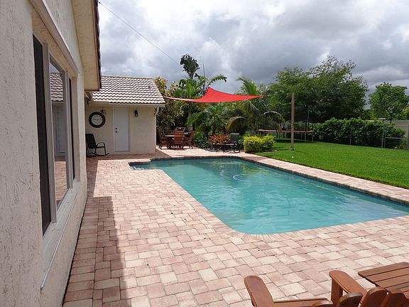 2nd image of 10259 NW 20th Ct