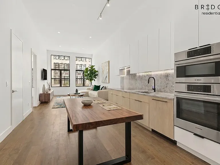 112 4th Ave #3R — Photo 4