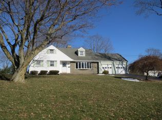 42 Ridgewood Rd, East Hartford, CT 06118