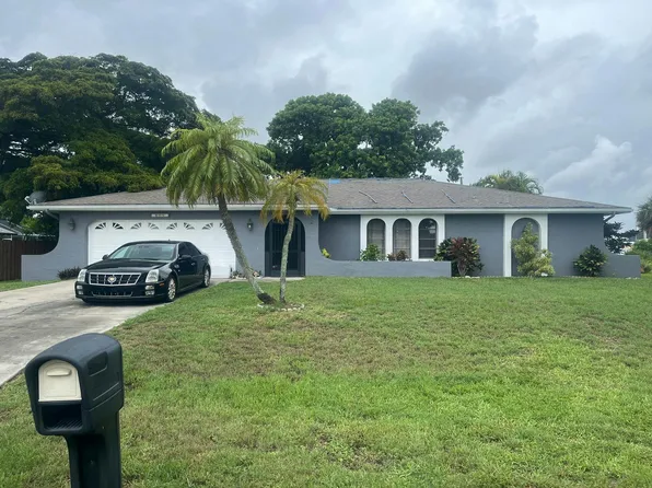 608 SE 2nd Pl, Cape Coral, FL 33990