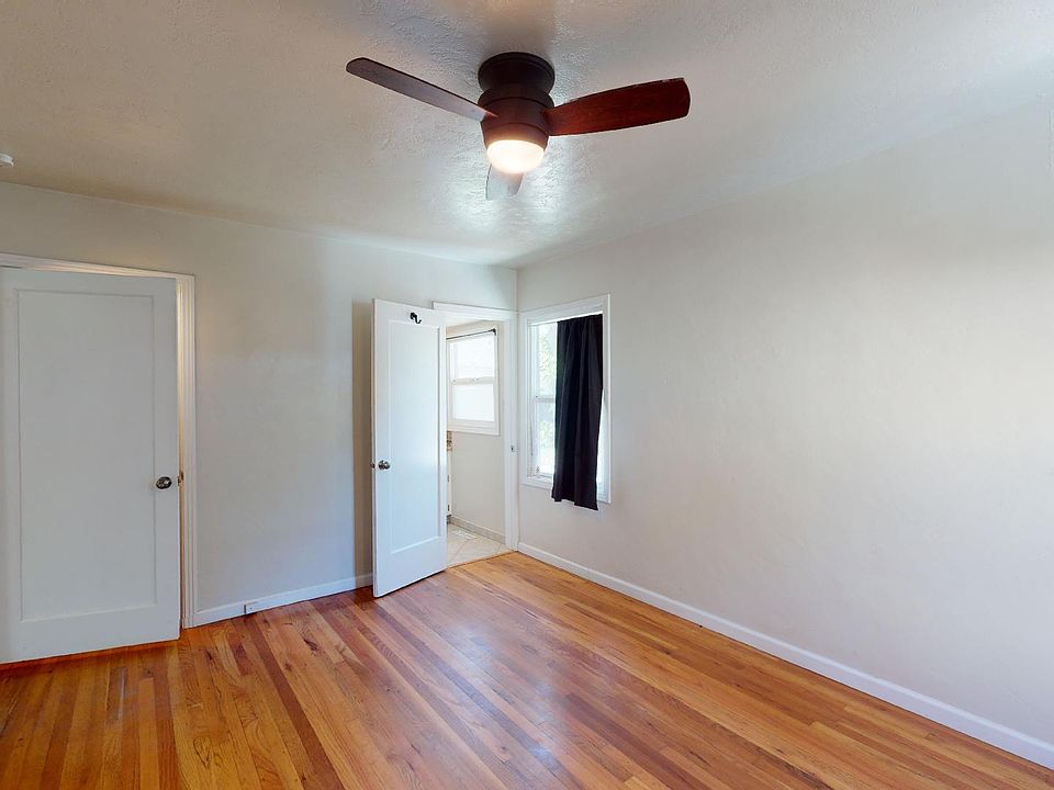 1st image of 311 Las Flores Ave