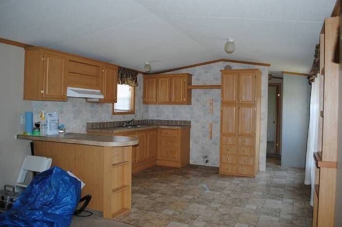 2nd image of 30 Park Ln