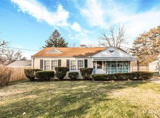 2911 N Saint Philomena Ct, Peoria, IL