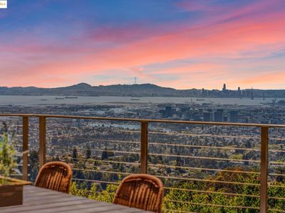 25 Holyrood Mnr, Oakland, CA, 94611