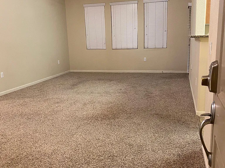 700 Moon Cir — Photo 10