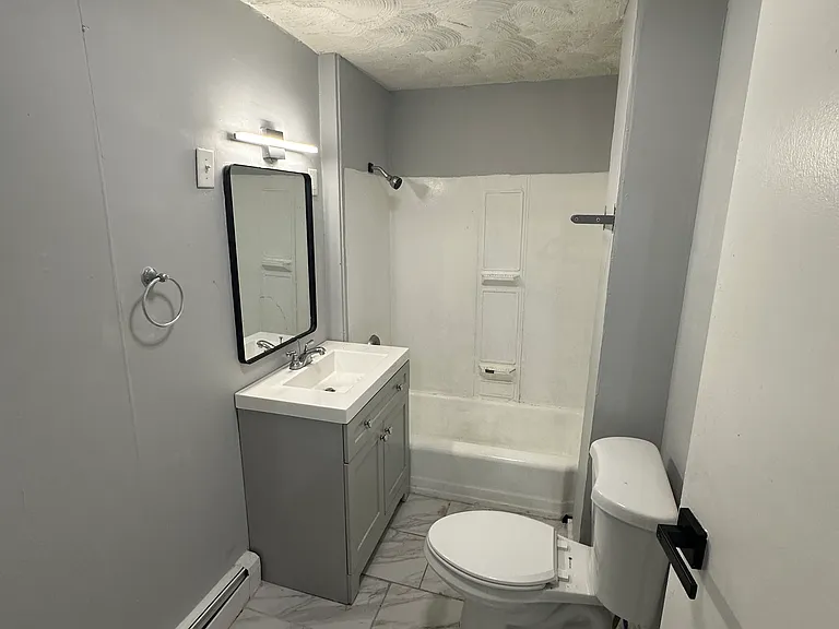 371 Shelton Ave #1 — Photo 6
