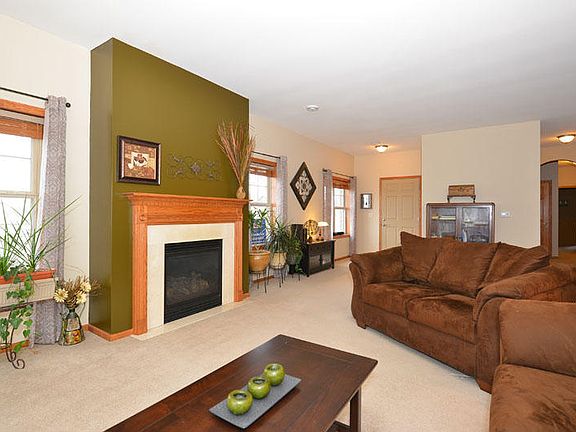 3rd image of 1651 New Port Vista Dr