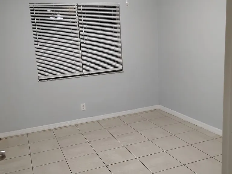 4898 Orleans Ct #D — Photo 7