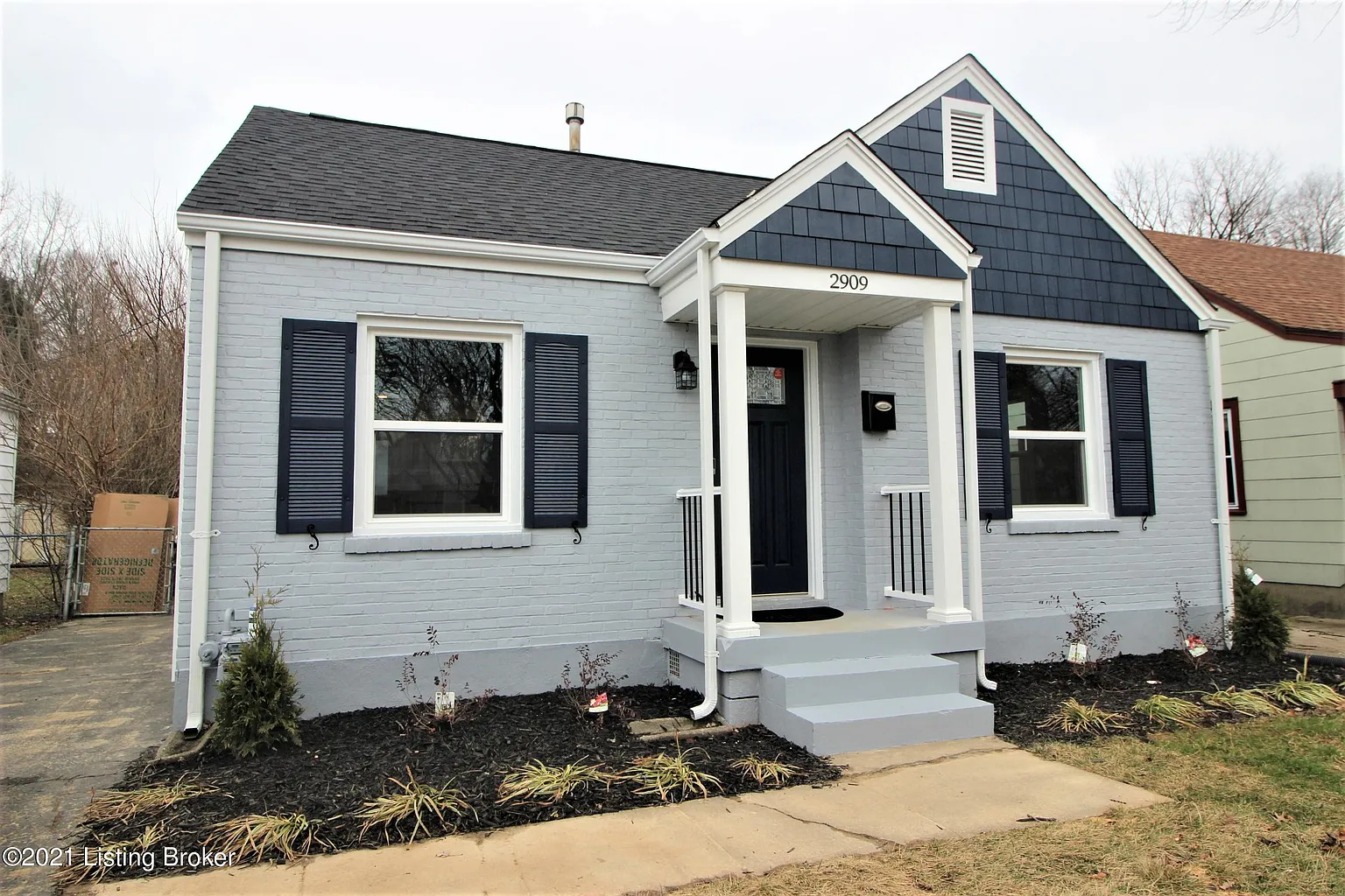 2909 Bowman Ave photo 1