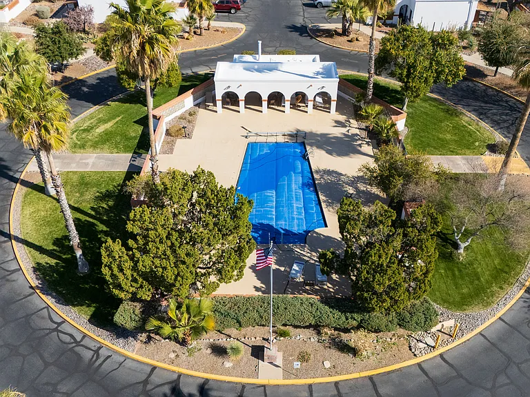 226 S La Canada Dr #C — Photo 10