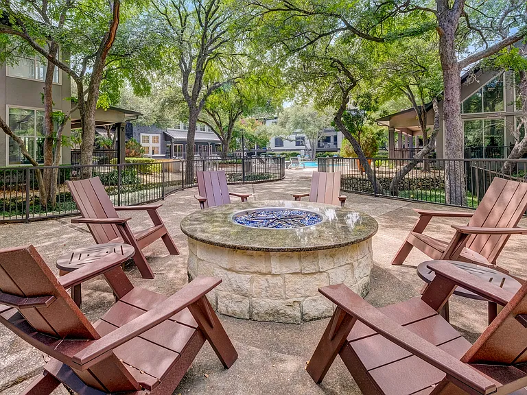 Highlands Hill Country — Photo 21