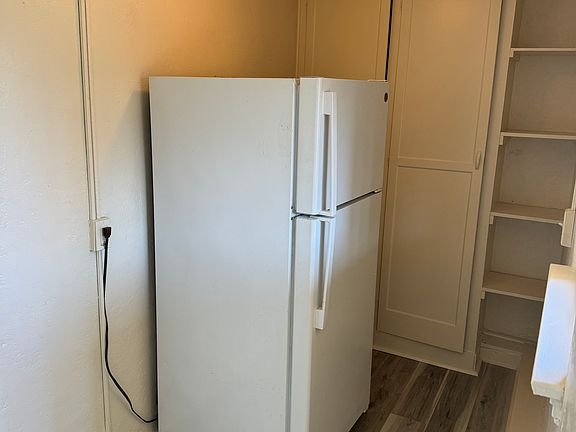 4th image of 4514 Hamilton St