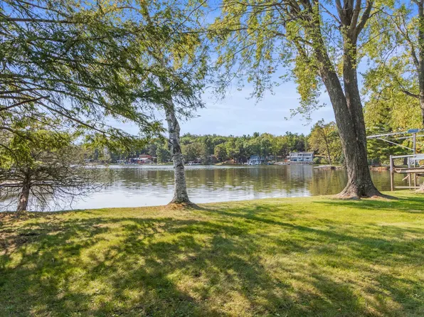 1100 E Hiawatha Dr, Wisconsin Dells, WI 53965