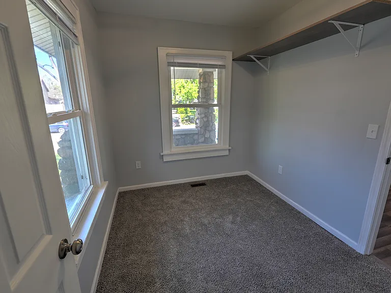 516 N Logan St — Photo 25