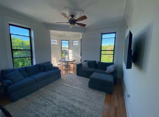 2858 N Racine Ave #2, Chicago, IL 60657