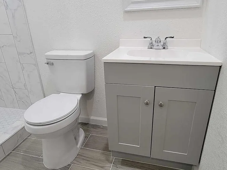 7409 Valeda Dr — Photo 10