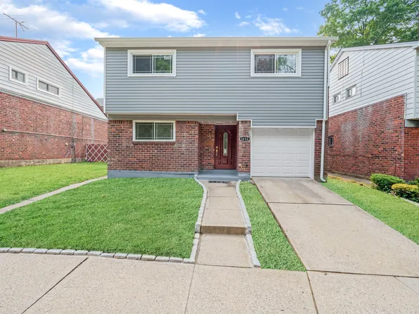 16-52 202nd Street image 1 of 26