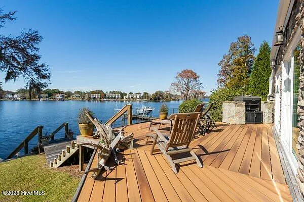 810 Madam Moores Ln #A — Photo 22