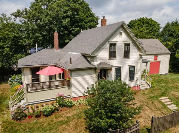 10 Stimson Street, Kittery, ME 03904