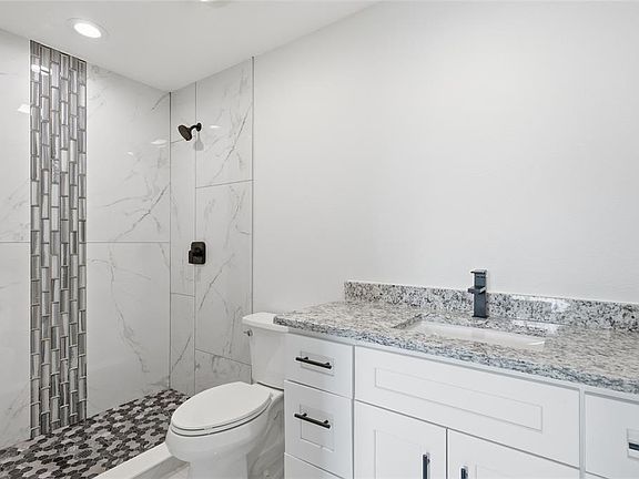 4th image of 311 12th St W