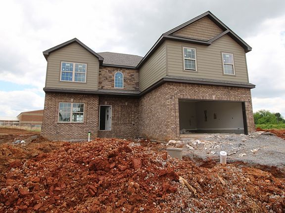 2nd image of 124 Charleston Oaks