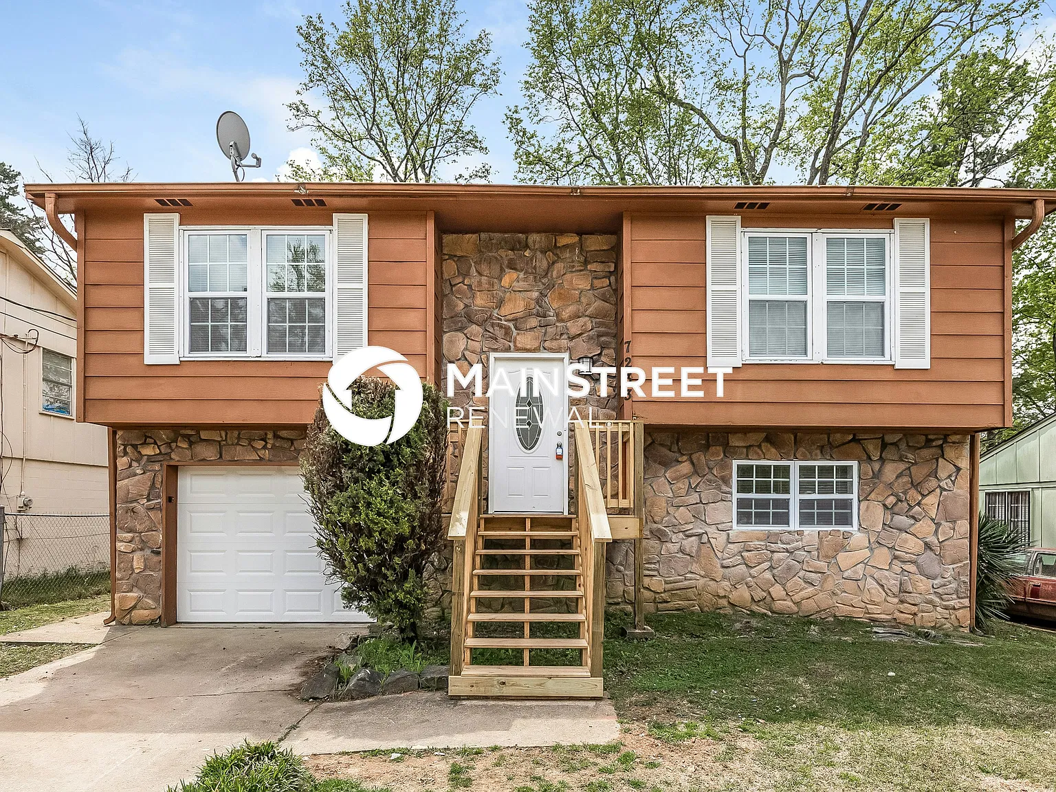 7233 Higdon Rd — Photo 1