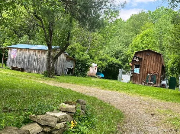 7651 New Hudson Rd #17, Caneadea, NY 14717