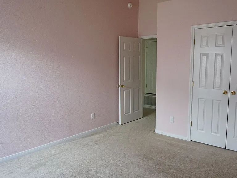 5404 Hunters Ridge Trl — Photo 16