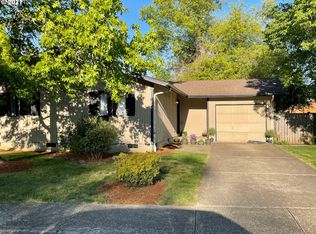410 Meadow Ln, Creswell, OR 97426