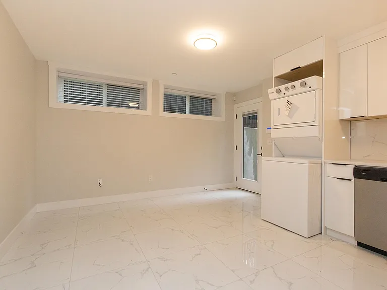 3668 Yale St — Photo 6