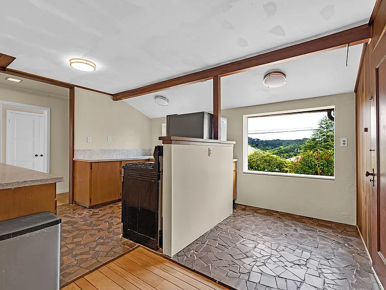 254 Los Altos Dr — Photo 18