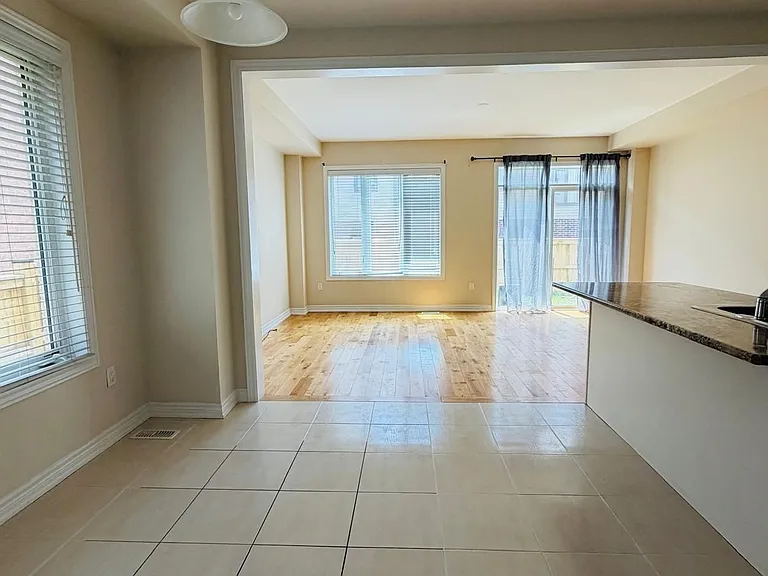 16 Talence Dr — Photo 5