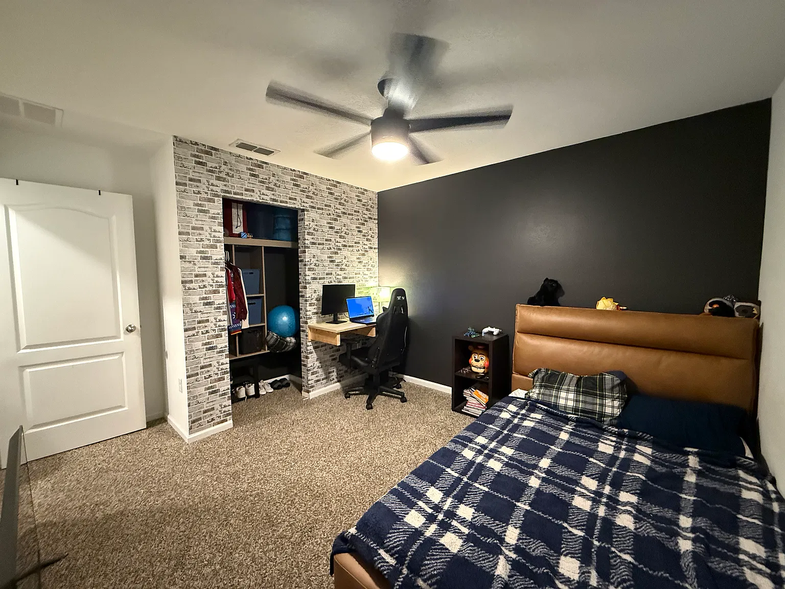 4 bed, 1698 sqft, $2,095 — Photo 4