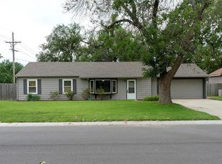 106 N Pine St, Gardner, KS 66030