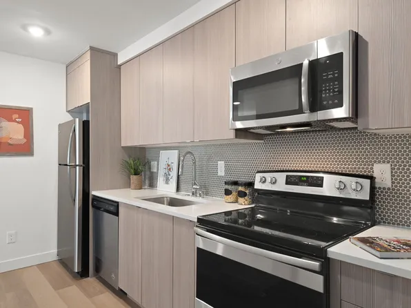 Viola, 3200 E Union St #201, Seattle, WA 98122