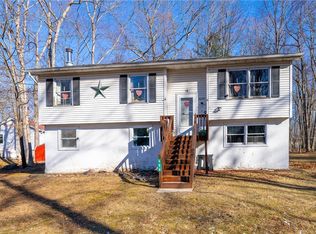 530 Pepper Rd, East Stroudsburg, PA 18302