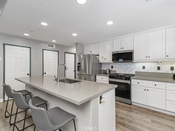 7357 Elderberry Ct, Fontana, CA 92336