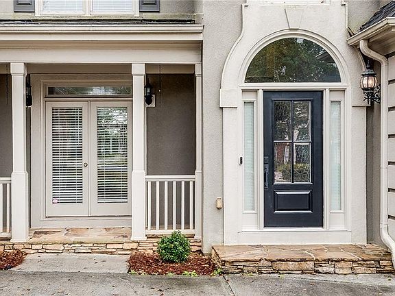 4th image of 3969 Walkers Ridge Ct