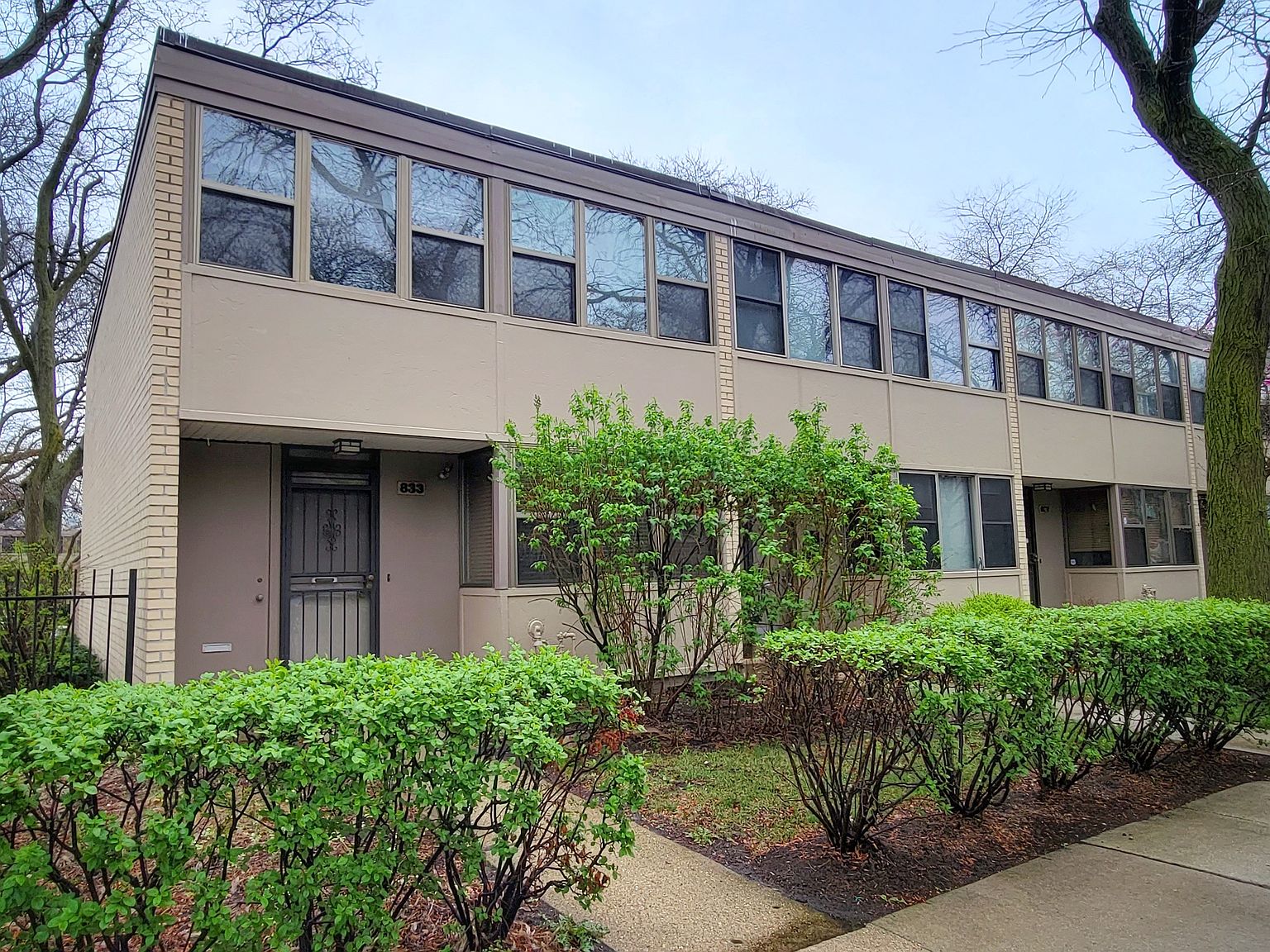 833 S Loomis St, Chicago, IL 60607 | Zillow