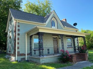 222 Dooley St NE, Cleveland, TN 37311