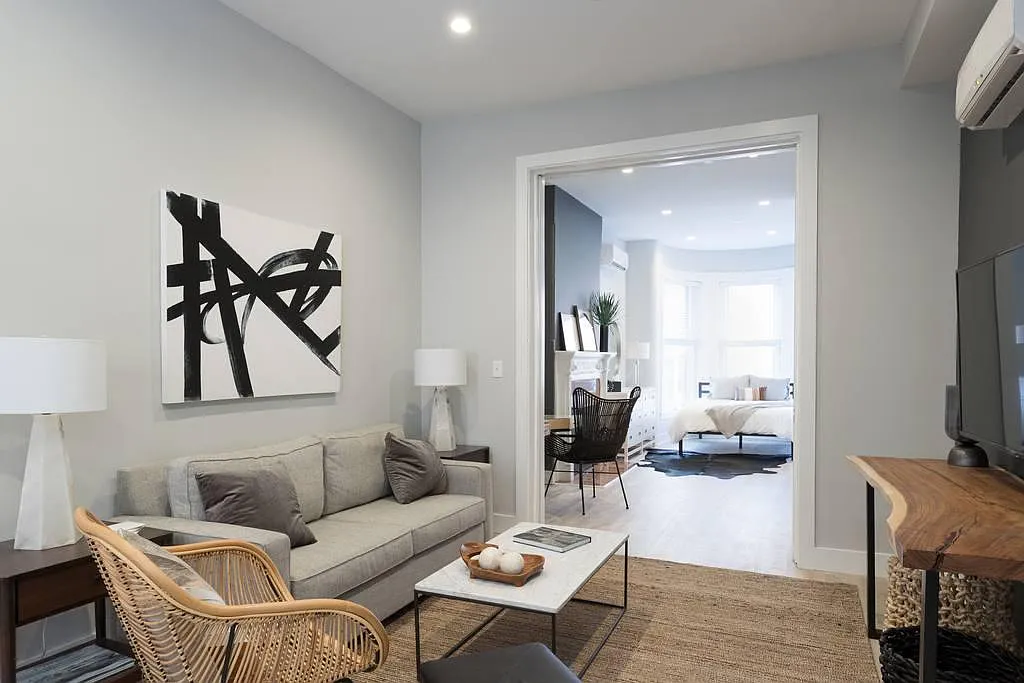 1 bed, 700 sqft, $4,500 — Photo 2