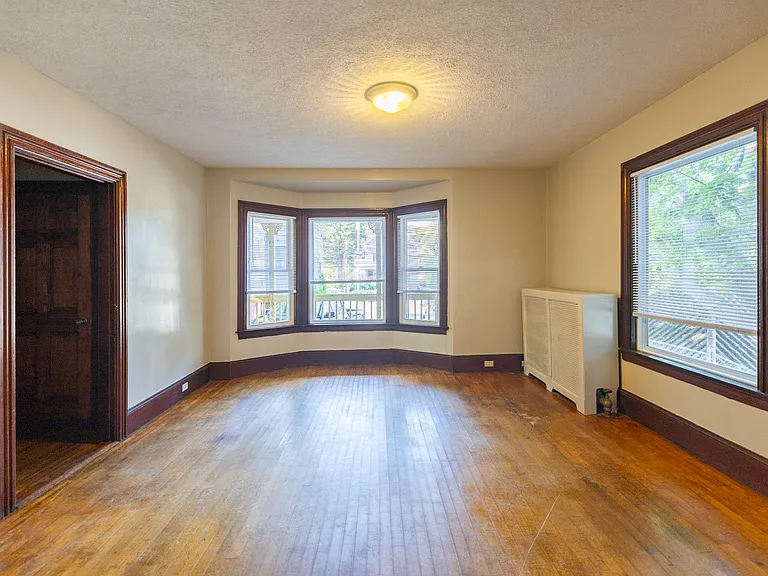 14 Elm St #1 — Photo 3